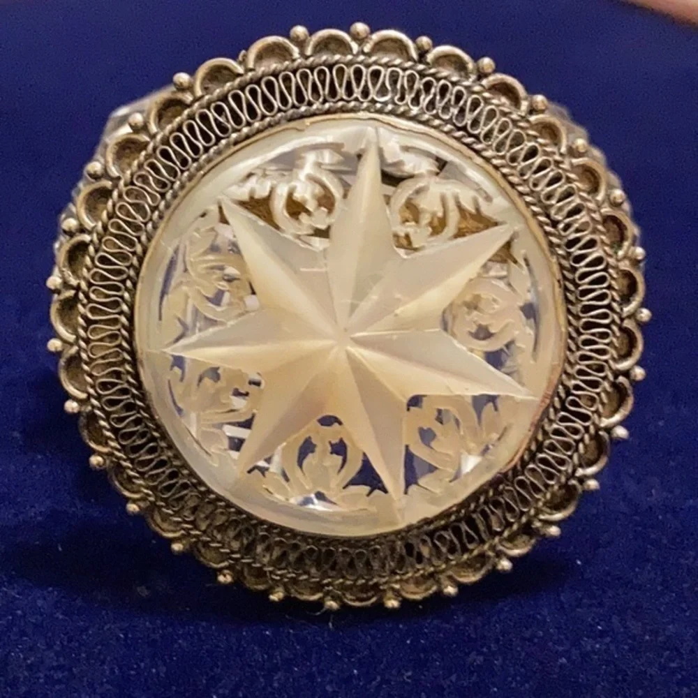 N/A beautiful ornate